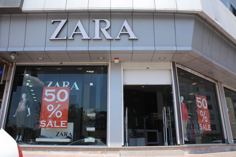 فروشگاه Zara